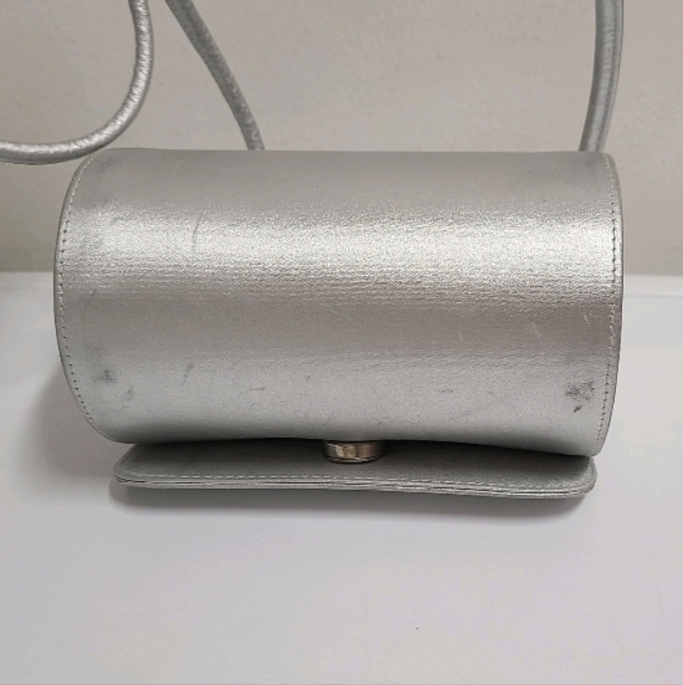 Stuart Weitzman VINTAGE Silver Satin Round Crossbody Bag with Leather Strap - Picture 7 of 14
